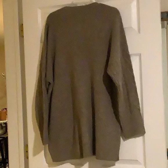 Abercrombie & Fitch Gray Cardigan Sweater - Picture 6 of 9